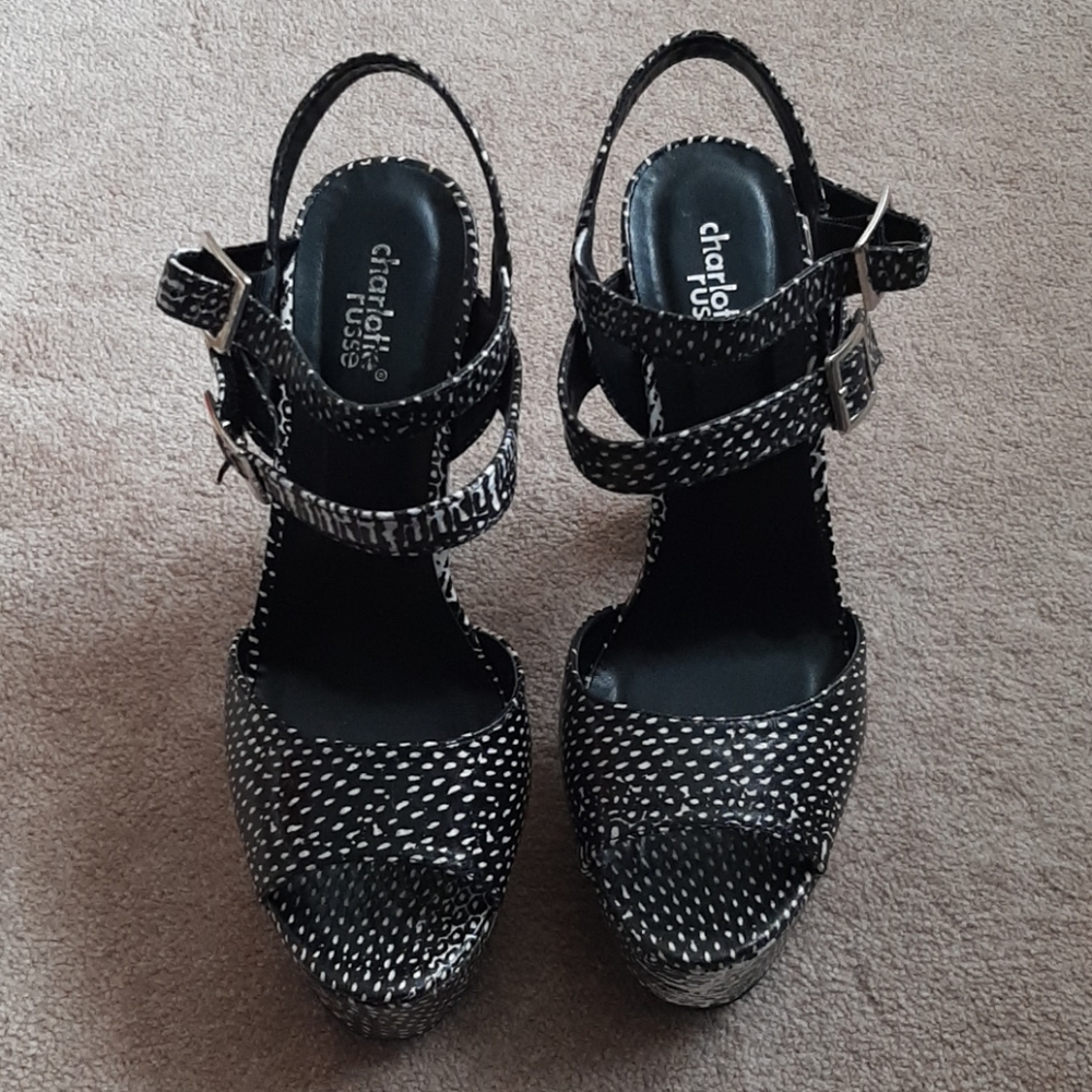 Platform heels - Picture 2 of 7